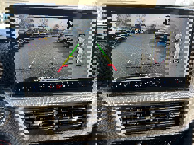 Certified 2025 Ford Explorer ST-Line w/ ST-Line Street Pack image 15