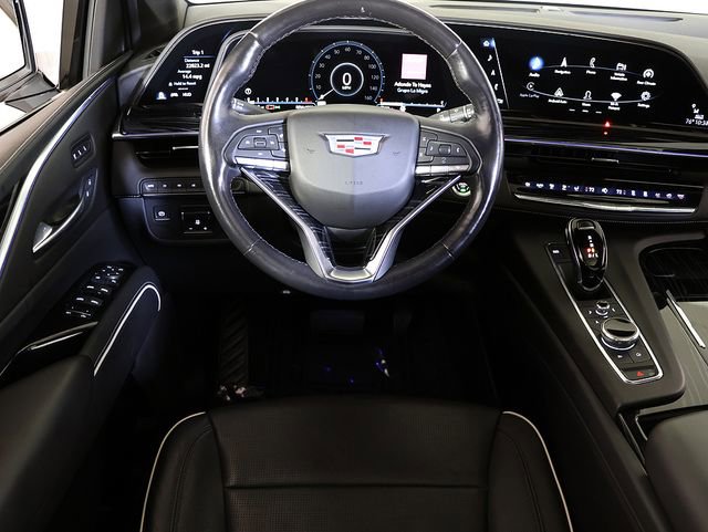 Used 2022 Cadillac Escalade Sport w/ Heavy-Duty Trailer Package AWD/4WD image 3