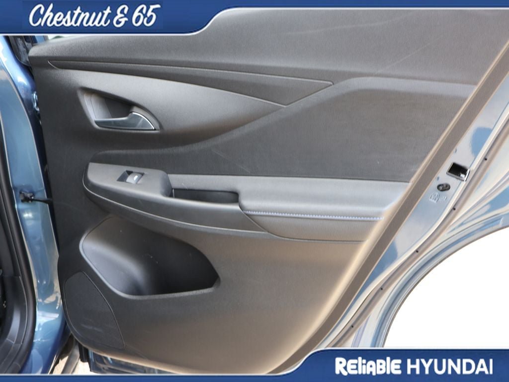 Used 2024 Buick Envista Sport Touring w/ Convenience I Package FWD image 12