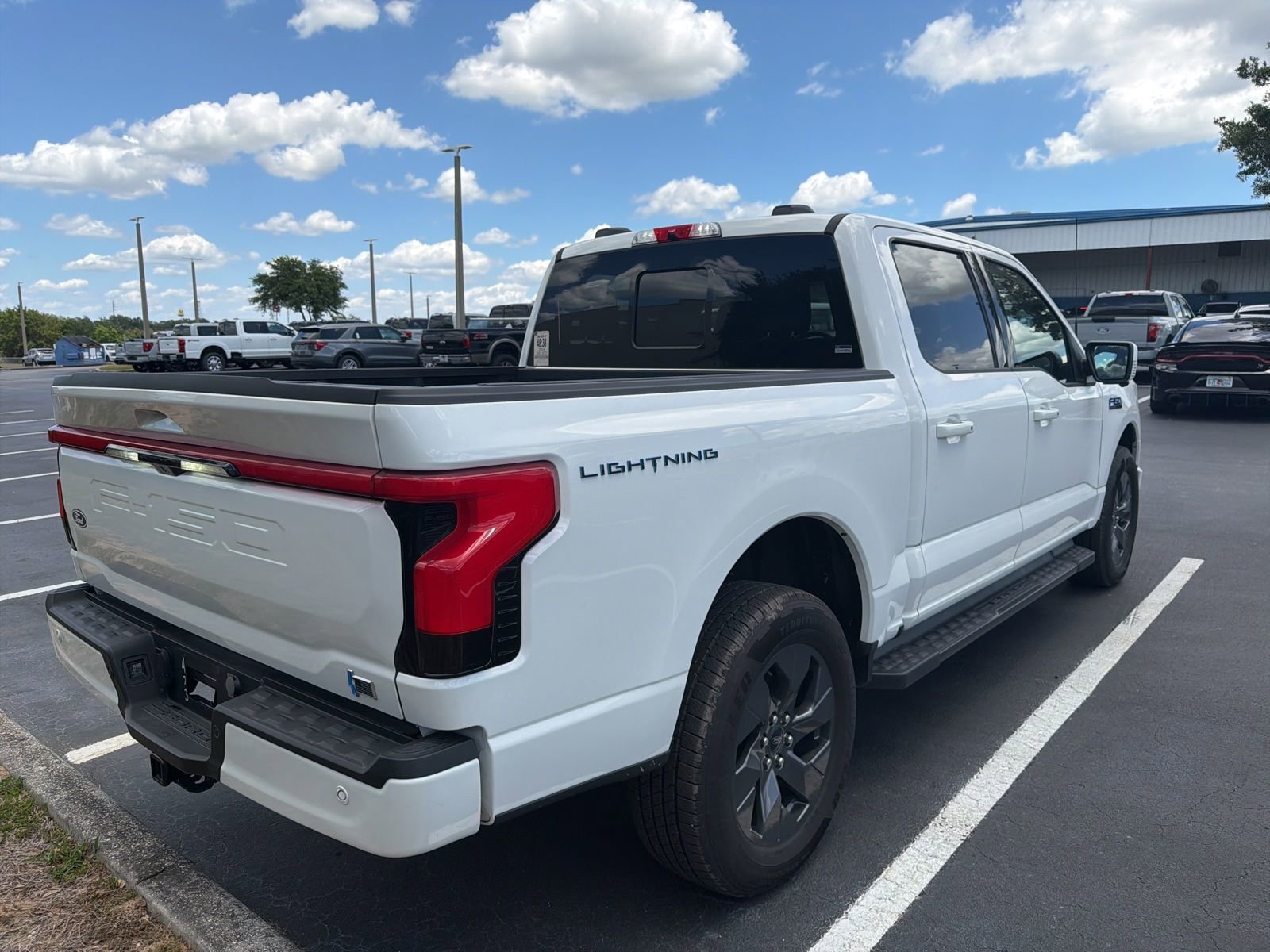Used 2024 Ford F150 Lightning Lariat AWD/4WD image 7