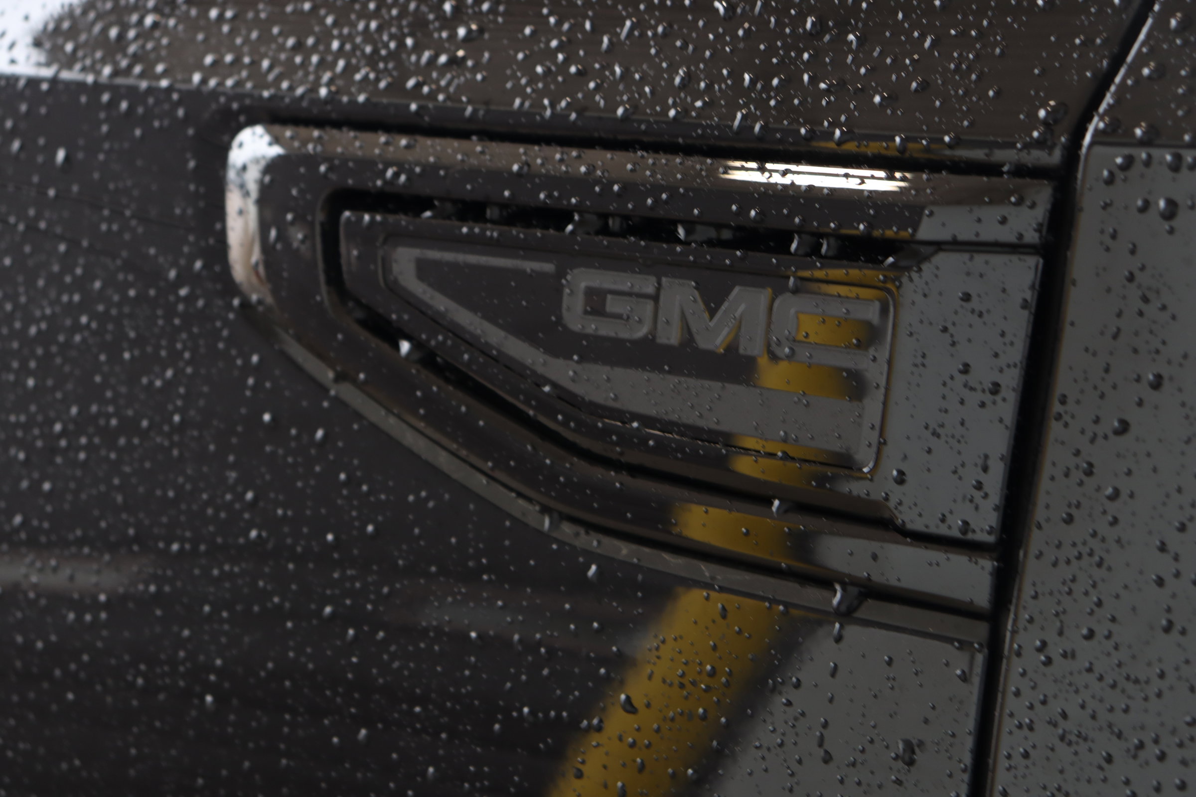 New 2026 GMC Yukon Denali w/ Sun & Power Step Package image 12
