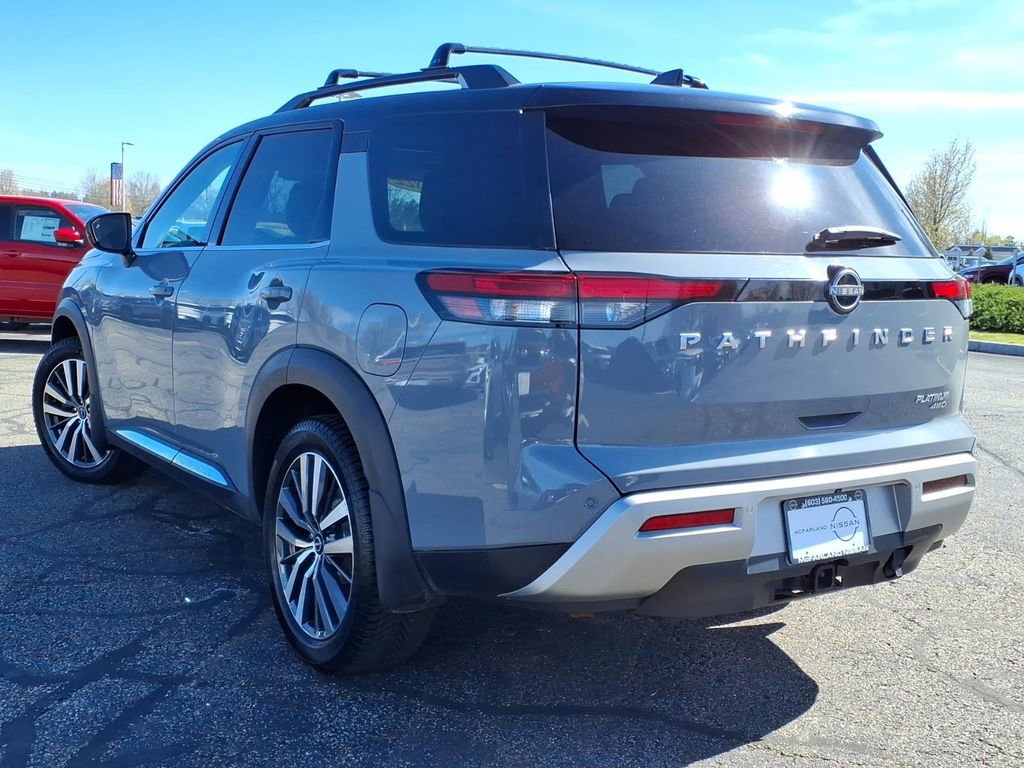 Used 2022 Nissan Pathfinder Platinum AWD/4WD image 5
