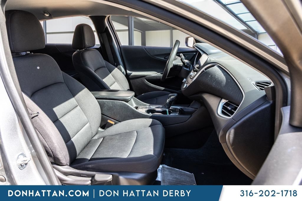 Used 2023 Chevrolet Malibu LT FWD image 22