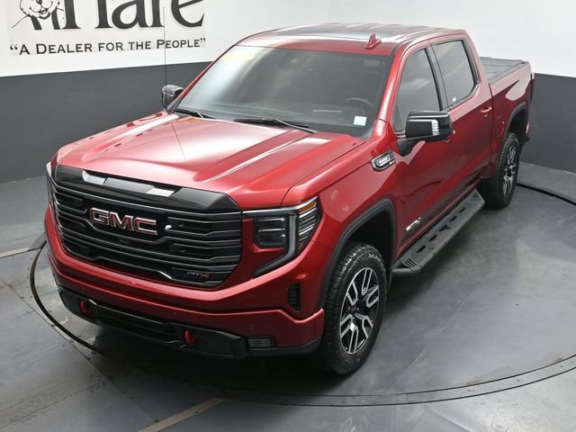 Used 2025 GMC Sierra 1500 AT4 w/ AT4 Premium Package AWD/4WD image 43