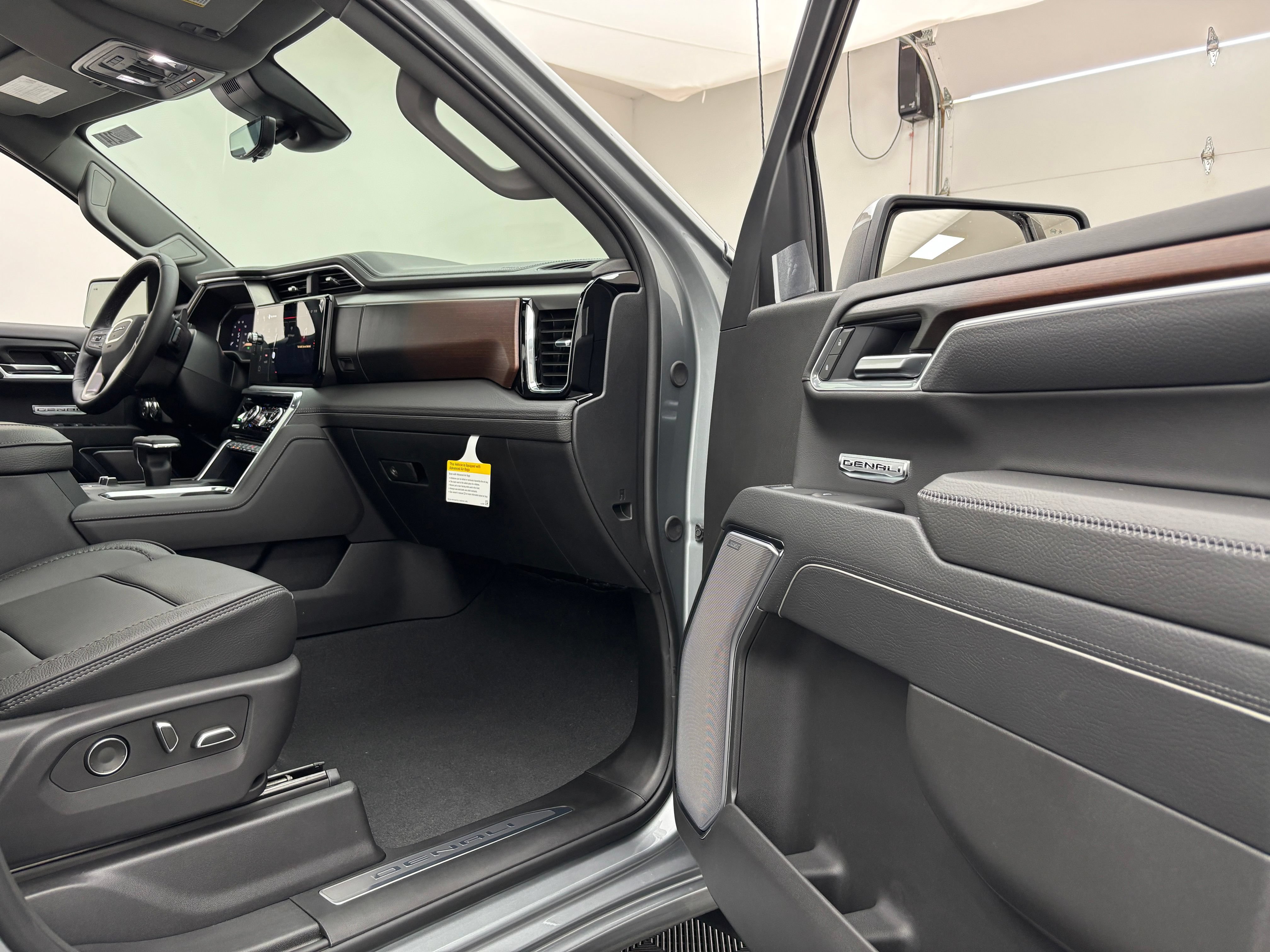 New 2026 GMC Sierra 1500 Denali AWD/4WD image 36