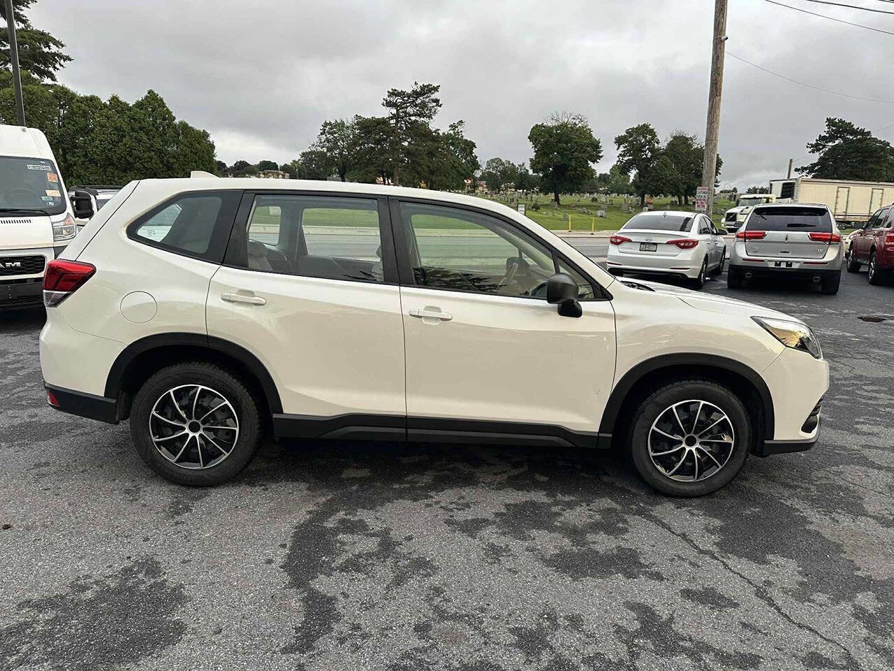 Used 2023 Subaru Forester image 4