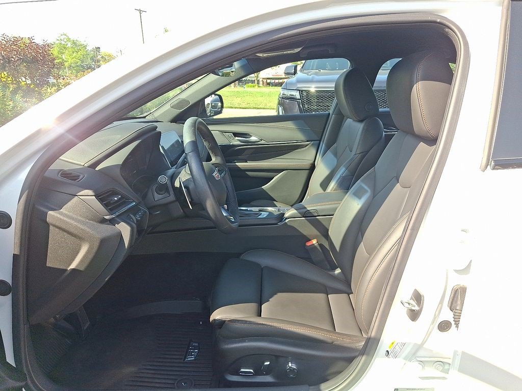 Certified 2024 Cadillac CT4 Sport w/ Technology Package RWD image 16
