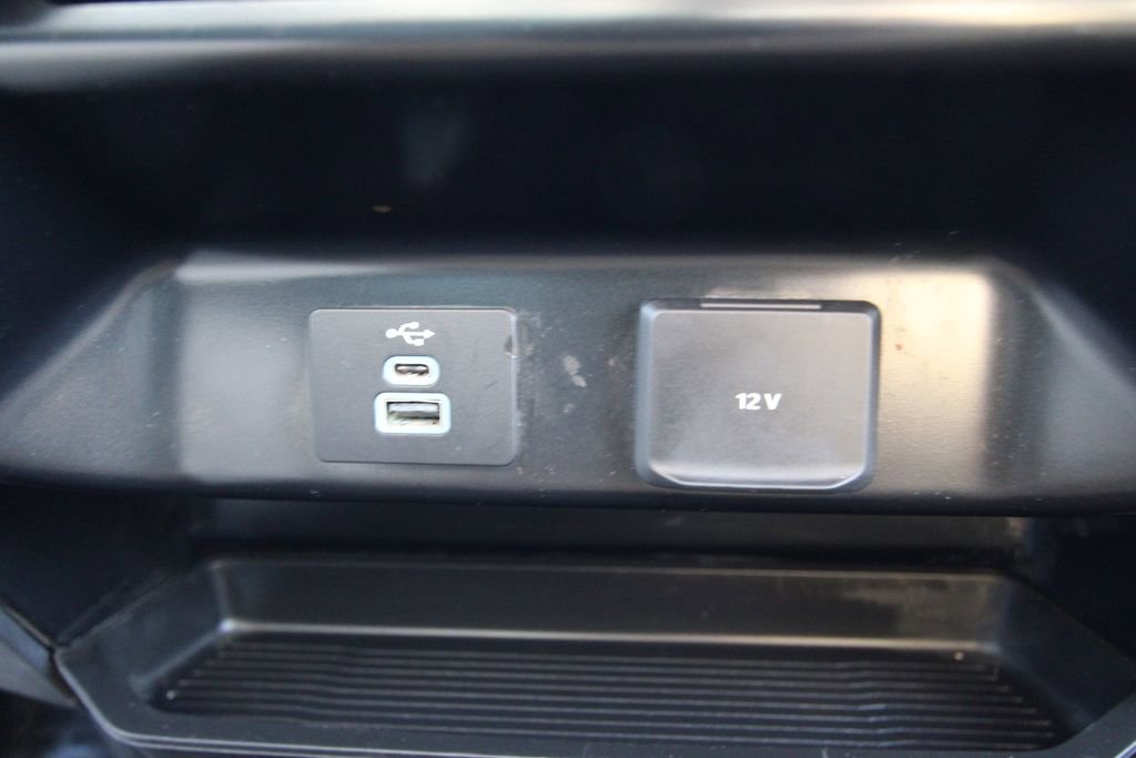 Used 2025 Ford F250 XLT image 24