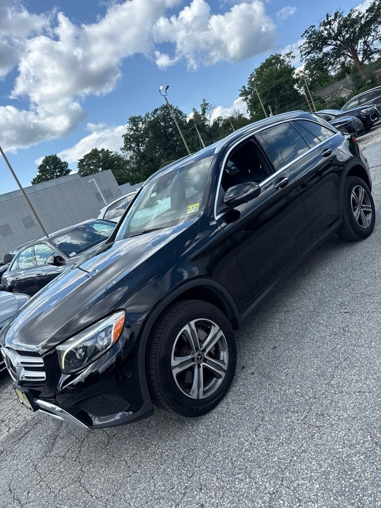 Used 2019 Mercedes-Benz GLC 300 4MATIC image 18