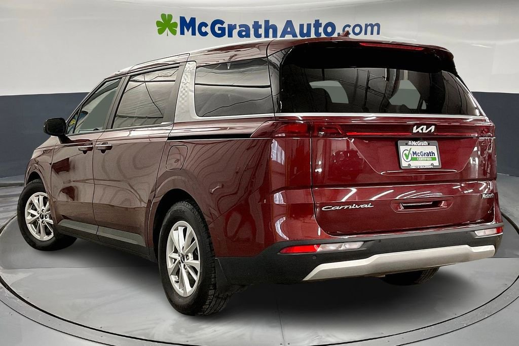 Used 2022 Kia Carnival LX w/ Paint Protection Package FWD image 3