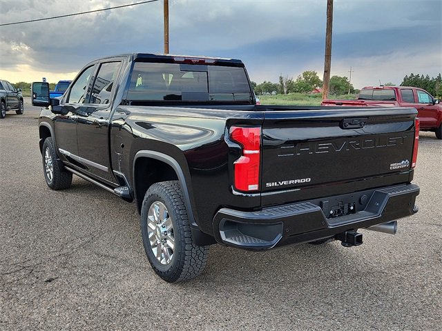 New 2026 Chevrolet Silverado 2500 High Country w/ Technology Package image 3