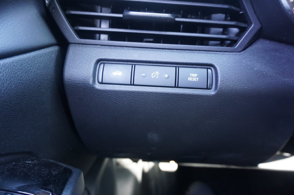 Used 2024 Nissan Altima 2.5 SR FWD image 5