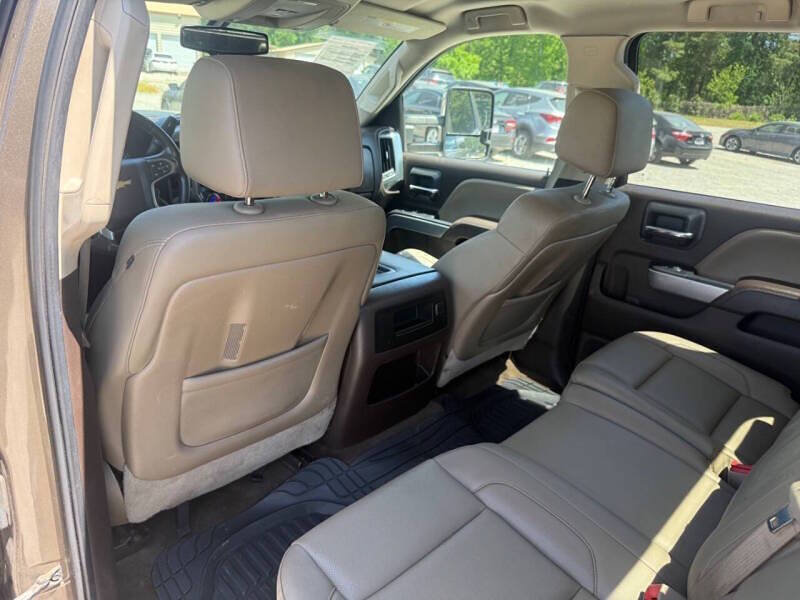Used 2015 Chevrolet Silverado 2500 LTZ w/ Duramax Plus Package AWD/4WD image 13