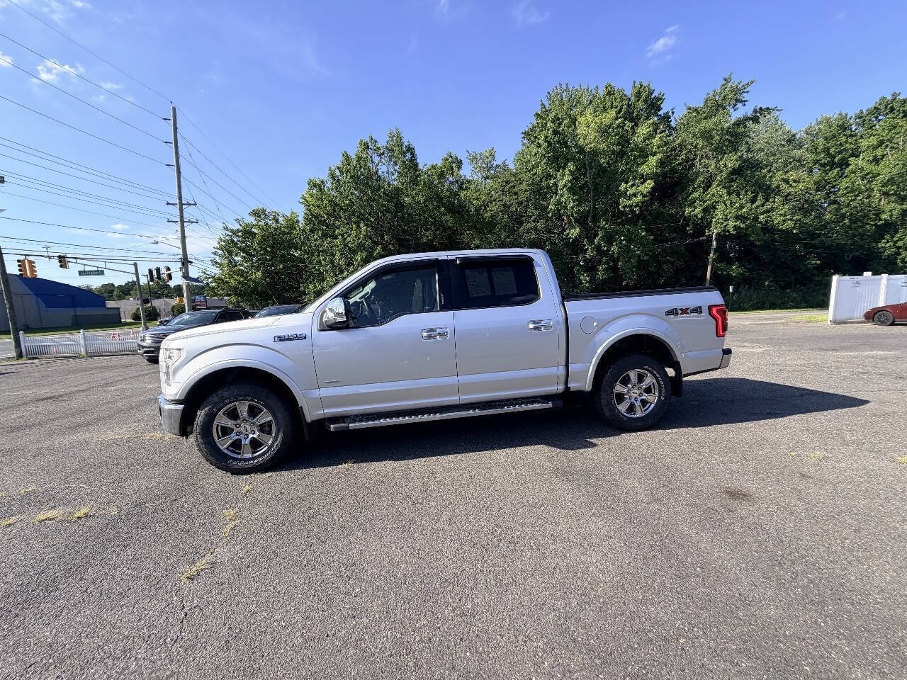 Used 2015 Ford F150 Lariat w/ Equipment Group 502A Luxury AWD/4WD image 29