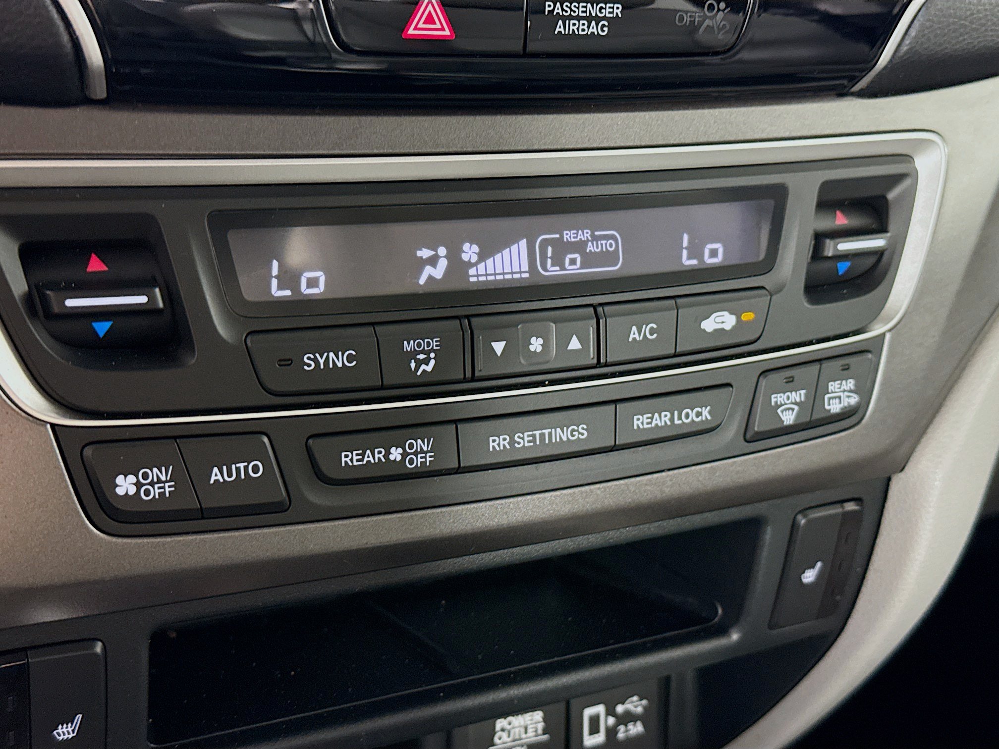Certified 2022 Honda Pilot Special Edition image 17