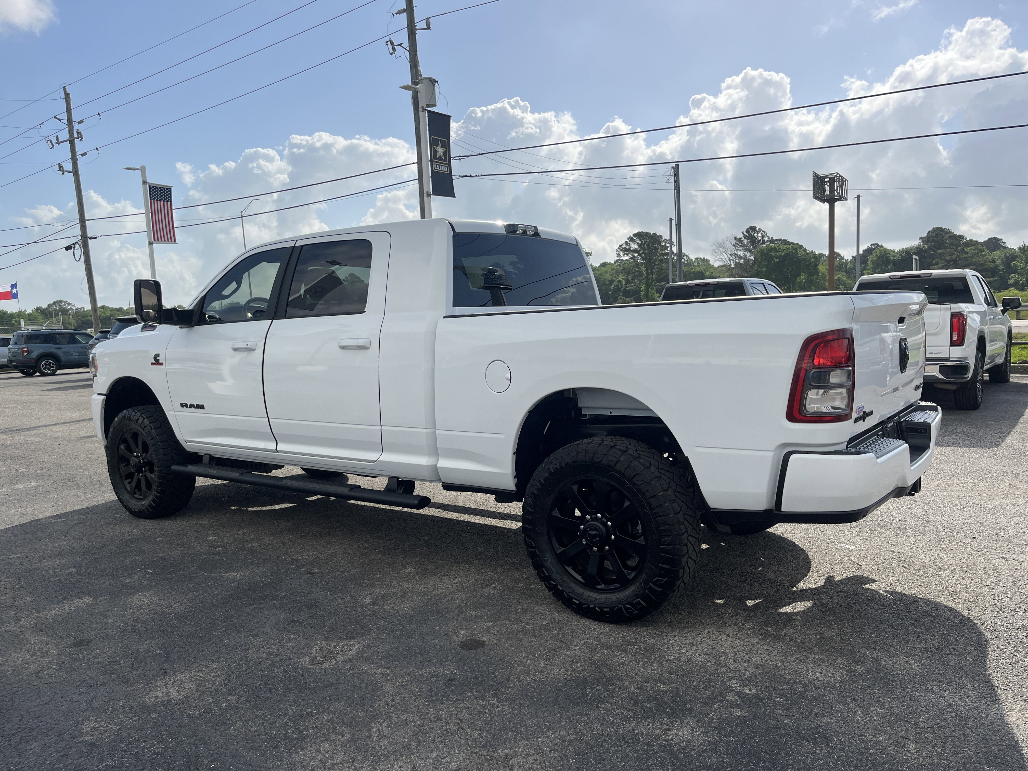 Used 2022 RAM 2500 Lone Star w/ Night Edition image 6