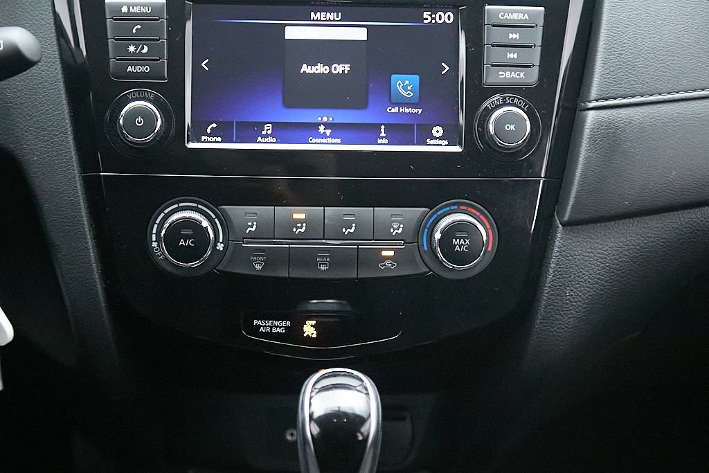 Used 2018 Nissan Rogue S w/ S Value Package AWD/4WD image 29