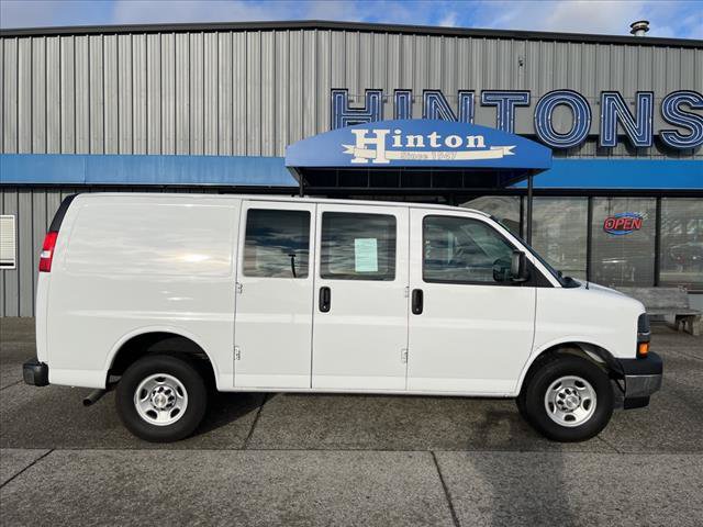 Used 2020 Chevrolet Express 2500 w/ Driver Convenience Package RWD image 2