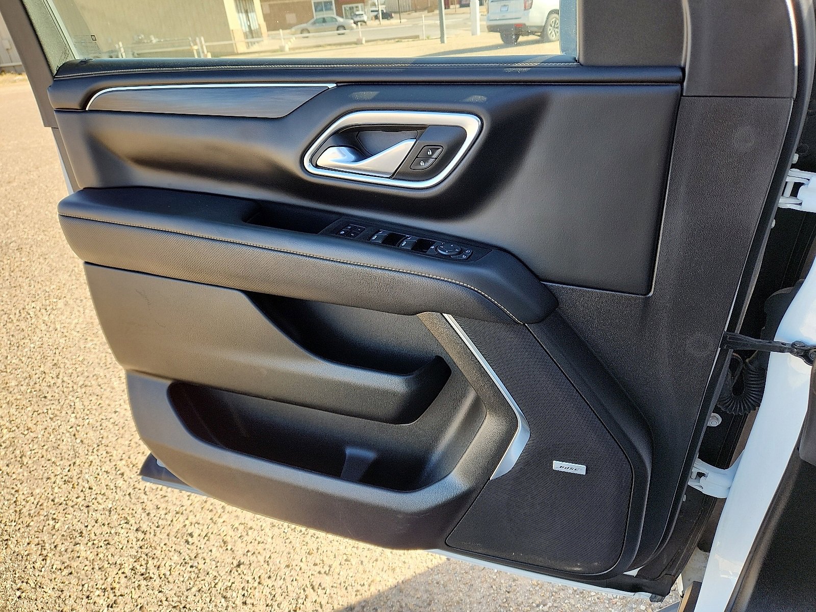 Used 2023 GMC Yukon XL SLT image 13