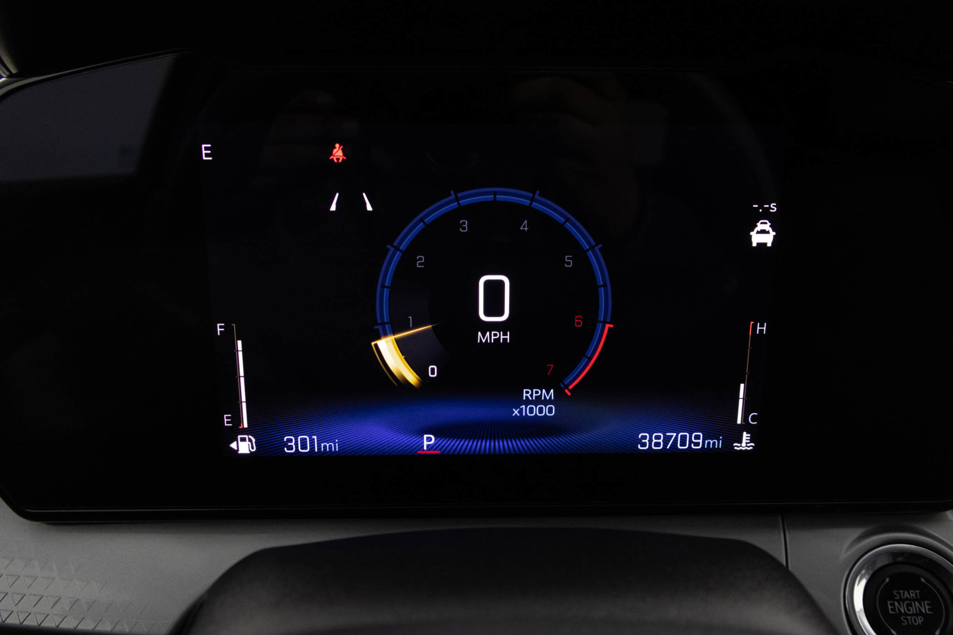 Used 2025 Chevrolet Trax LT FWD image 25