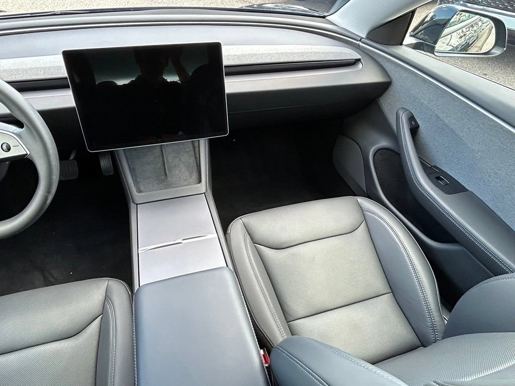 Used 2026 Tesla Model 3 RWD image 11