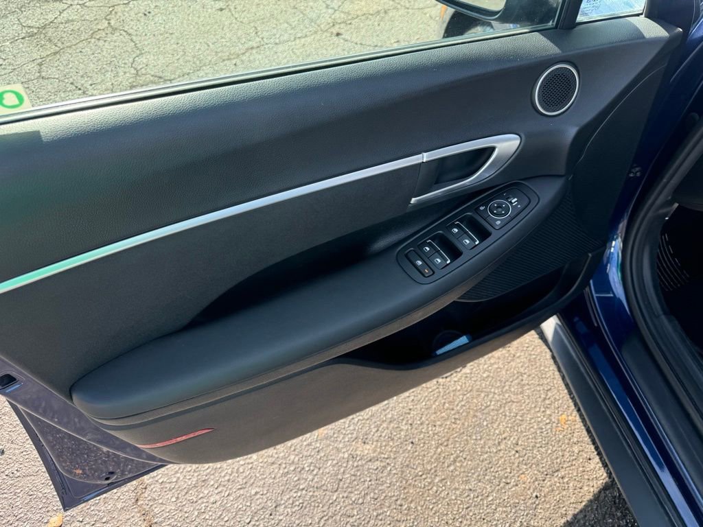 Used 2021 Hyundai Sonata SE FWD image 12