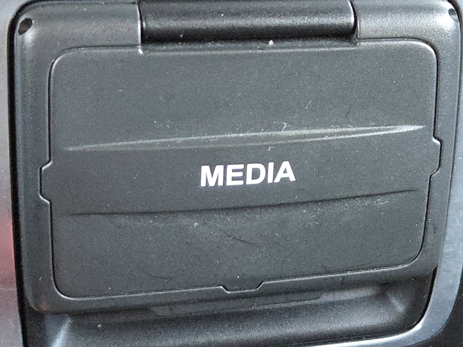 Used 2018 Jeep Wrangler Unlimited Sahara image 32