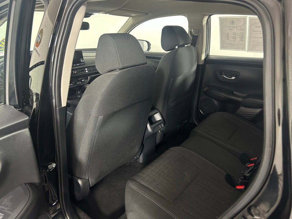 Used 2025 Honda HR-V LX image 13