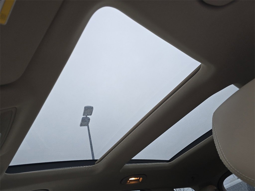 Used 2024 Mercedes-Benz Sprinter 2500 image 3