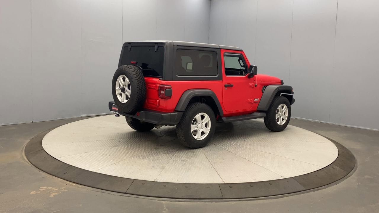 Used 2021 Jeep Wrangler Sport AWD/4WD image 5