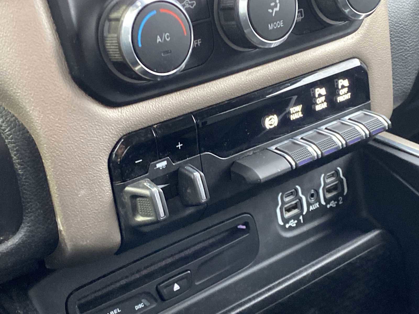 Certified 2019 RAM 2500 Laramie image 30