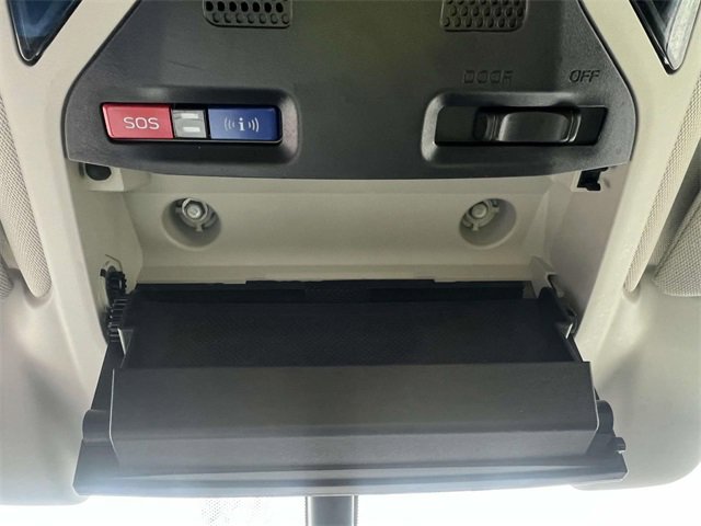 Used 2020 Subaru Outback Limited image 34