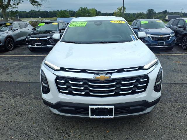Used 2026 Chevrolet Equinox LT AWD/4WD image 2