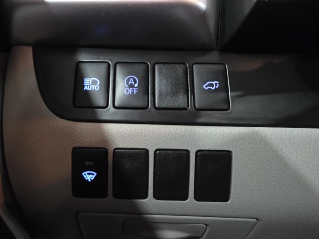 Used 2019 Toyota Highlander XLE image 19