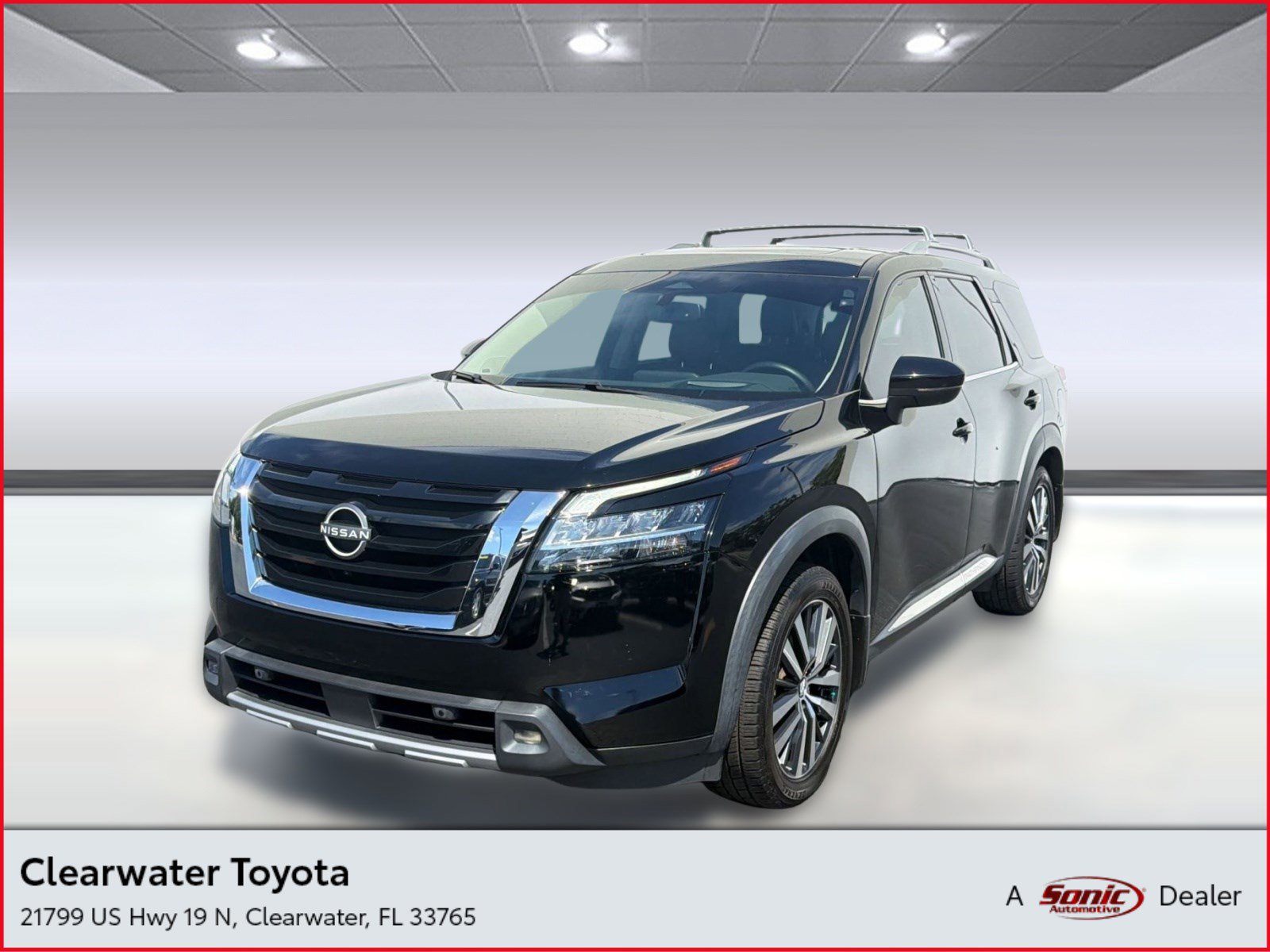 Used 2022 Nissan Pathfinder Platinum w/ Cargo Package FWD image 1