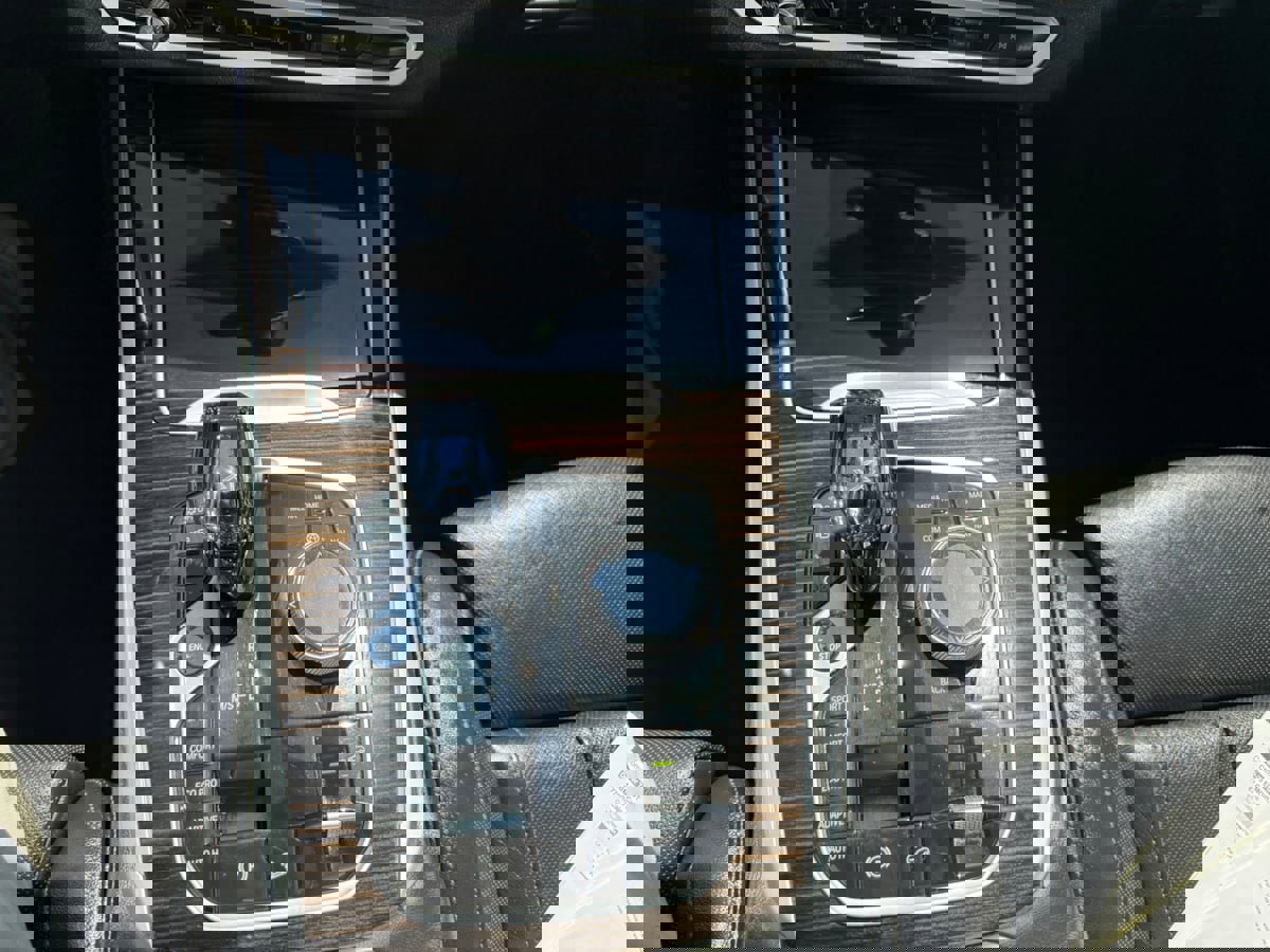 Used 2020 BMW X7 xDrive40i w/ Premium Package image 28