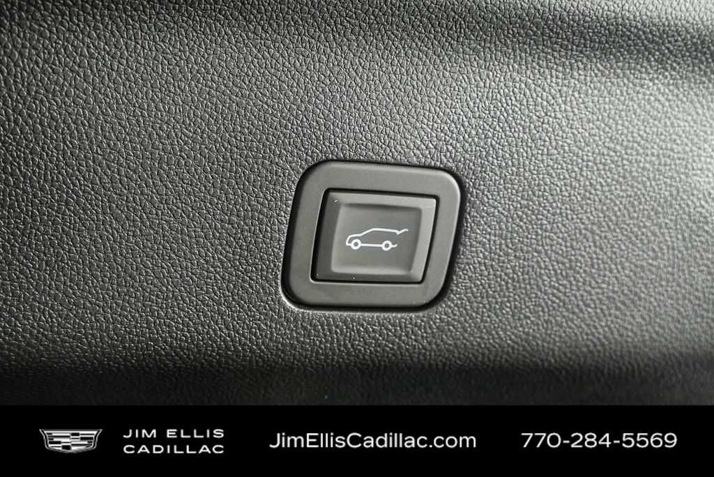 Certified 2026 Cadillac Escalade ESV Platinum Sport w/ LPO, ONYX Package AWD/4WD image 34