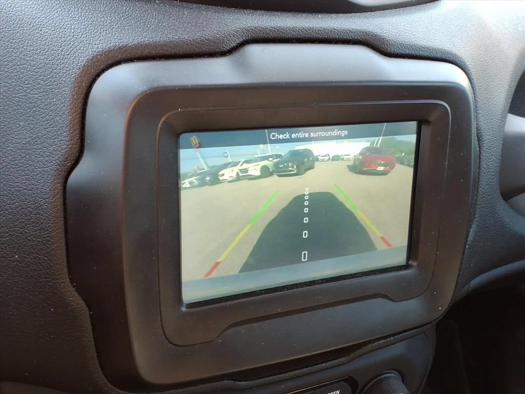 Used 2021 Jeep Renegade Latitude w/ Sun & Sound Group AWD/4WD image 25