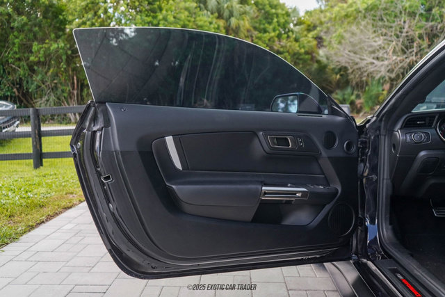 Used 2022 Ford Mustang Shelby GT500 w/ Technology Package image 26