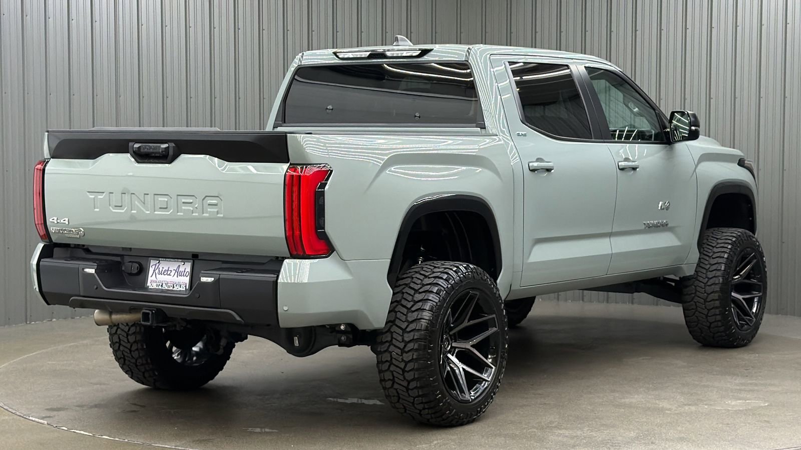 Used 2024 Toyota Tundra SR5 w/ SR5 Premium Package image 5