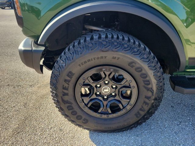 Certified 2023 Ford Bronco Wildtrak image 8