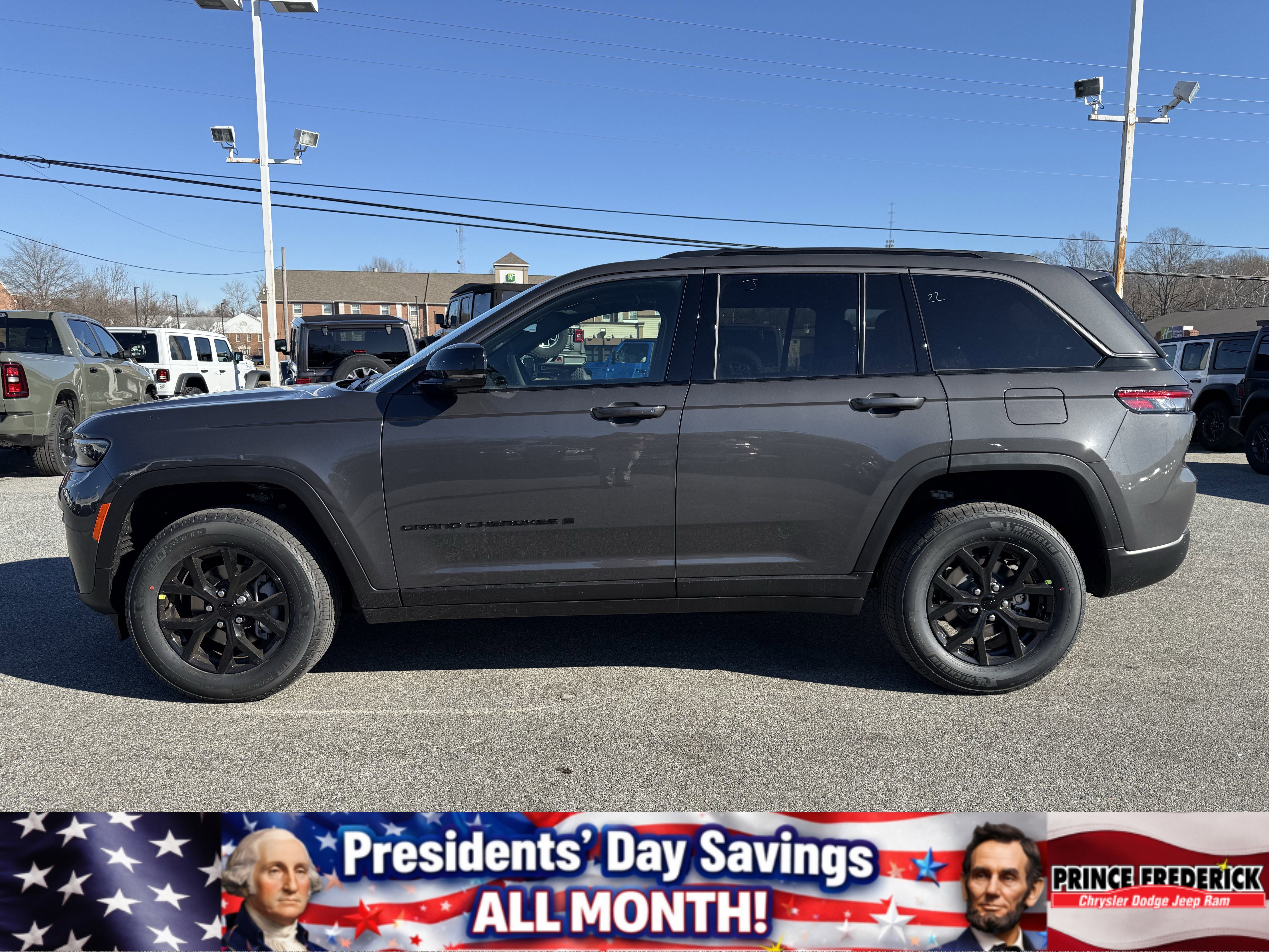 New 2026 Jeep Grand Cherokee Altitude image 6