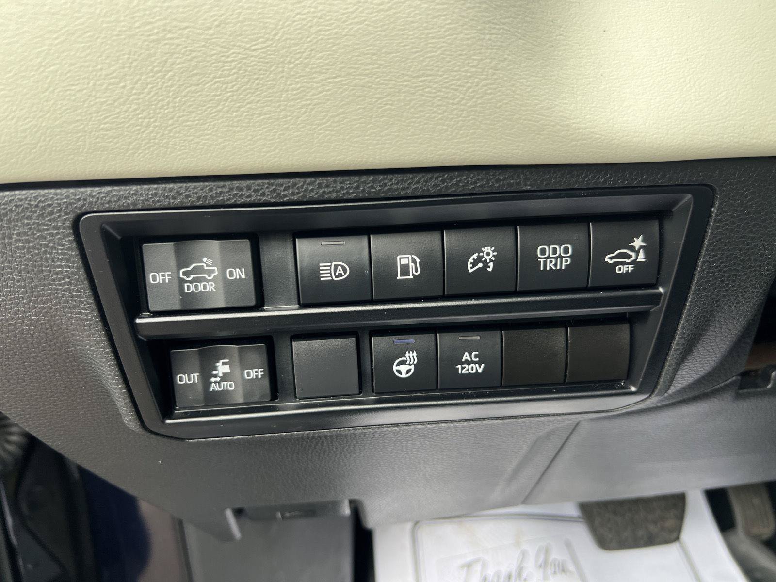 Used 2023 Toyota Tundra Capstone AWD/4WD image 27