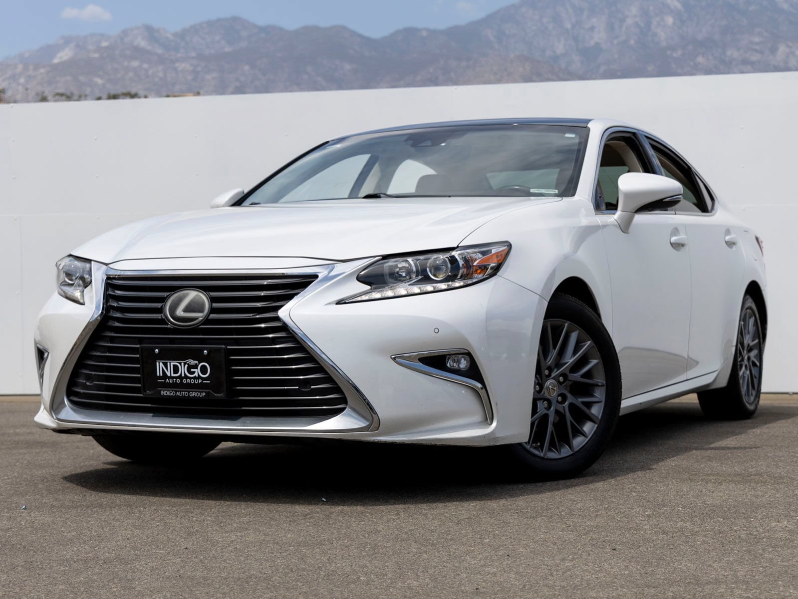 Used 2018 Lexus ES 350 w/ Navigation System Package