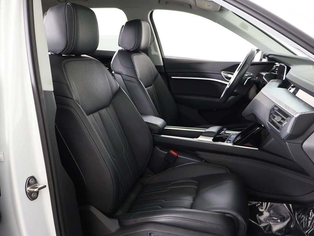 Used 2024 Audi Q8 e-tron Prestige w/ Prestige Package AWD/4WD image 36