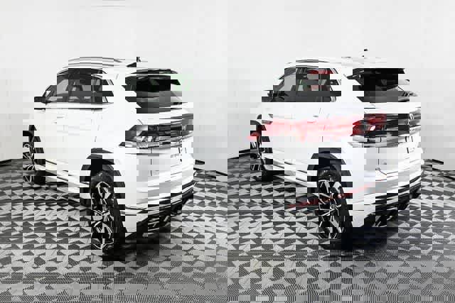 New 2026 Volkswagen Atlas Cross Sport SEL Premium R-Line image 4