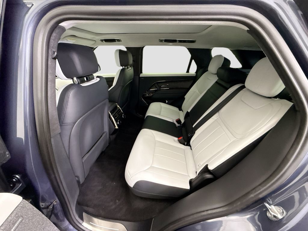 Used 2023 Land Rover Range Rover Sport First Edition image 20
