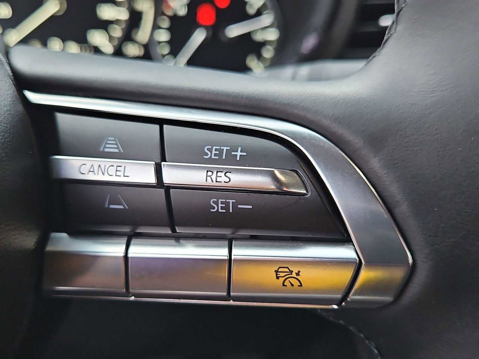 Used 2023 MAZDA MAZDA3 s image 25