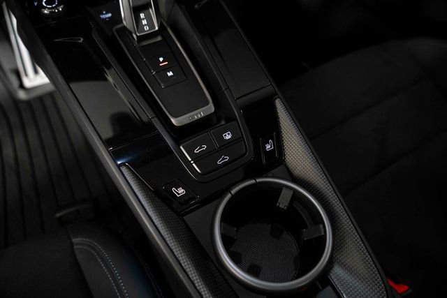 Used 2025 Porsche 911 Carrera GTS image 23