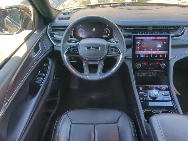 Certified 2023 Jeep Grand Cherokee L Overland image 20